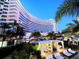 Dubai to sell Fontainebleau hotel in Miami to Turnberry