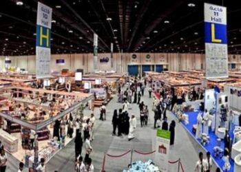 Kalimat meets children at reading sessions, workshops and booking signings