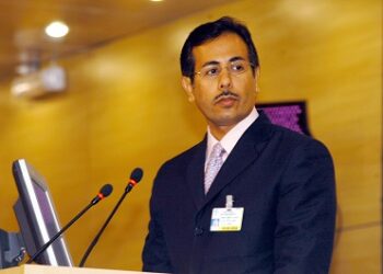 Economy Minister Invites Youth’s Creative Ideas