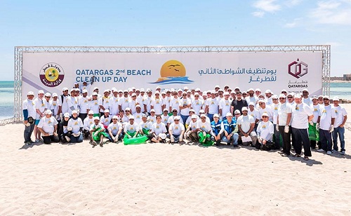 Qatargas Organizes Beach Clean-up Day at Al Ghariya
