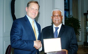Exxon Mobil Honours Al Attiyah