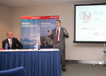 UAE passengers turn to technology for a stress-free travel