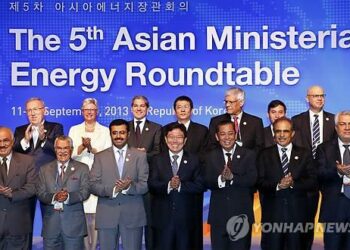 MOEI Organizes 6th Asian Ministerial Energy Roundtable