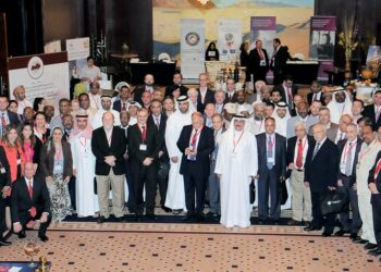 Graduate employment rates up 4%