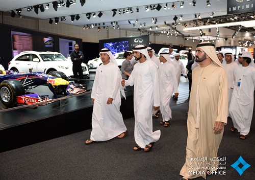 Mohammed bin Rashid tours Dubai International Motor Show 2015
