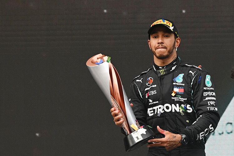Hamilton clinches record-equalling seventh F1 world title