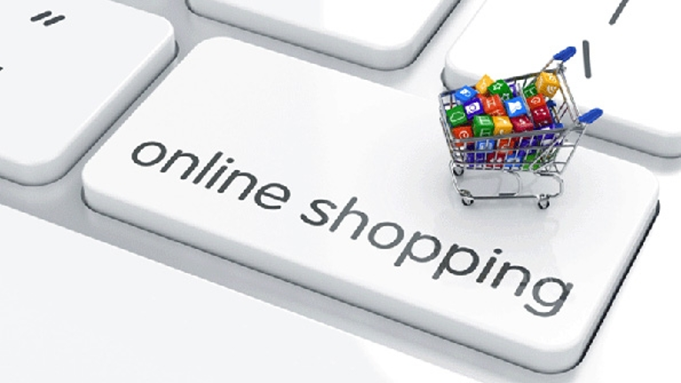 Four out of 10 UAE shoppers plan to buy more products online this year
