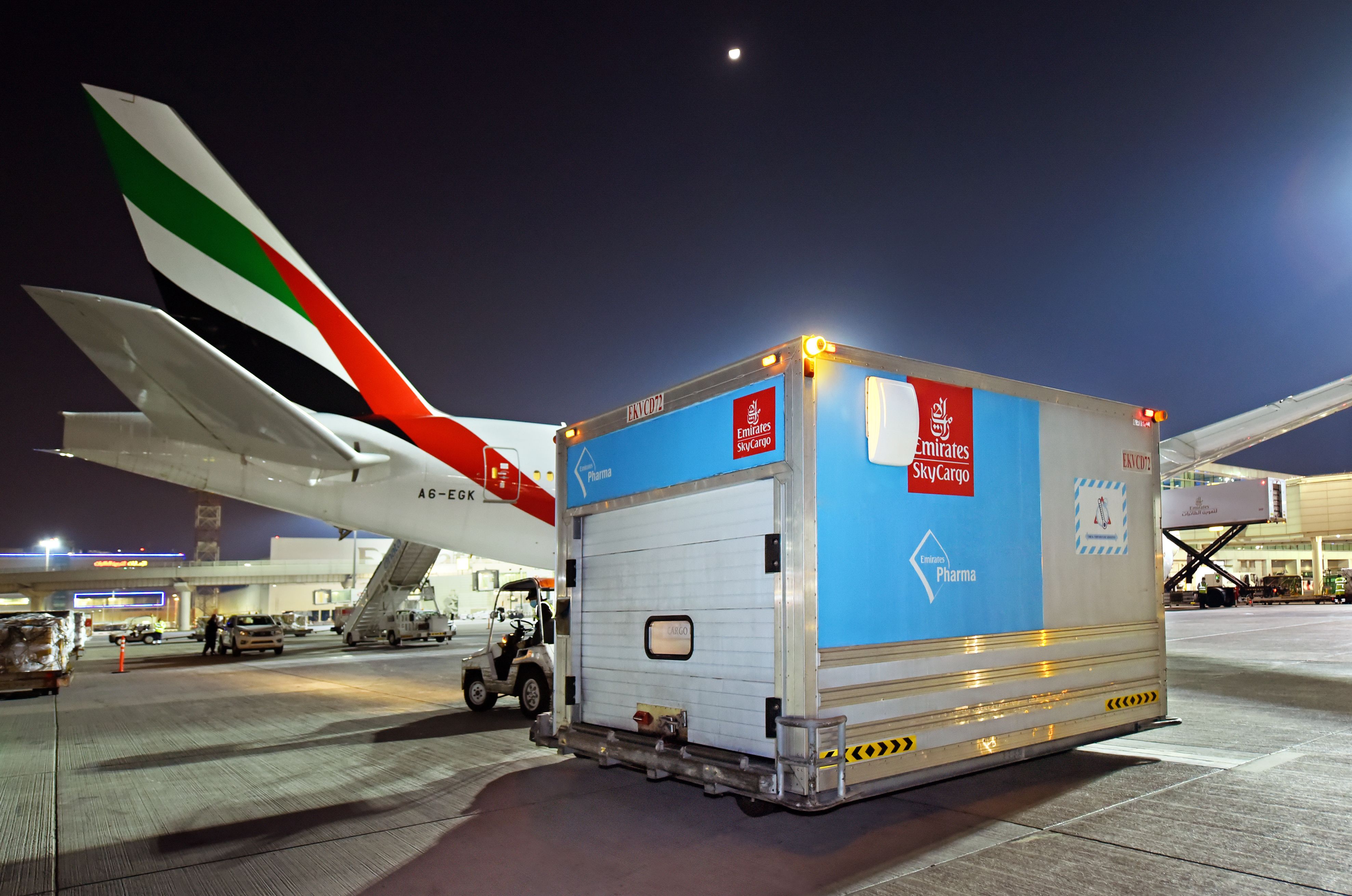 Emirates SkyCargo transports first batch of Pfizer-BioNTech COVID-19 vaccines for Dubai Health Authority