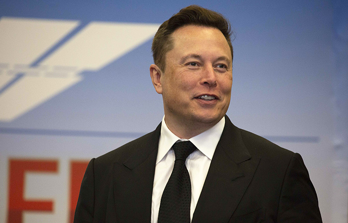 Elon Musk dethrones Jeff Bezos to become world’s wealthiest person