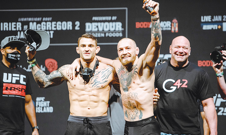McGregor and Poirier make weight for blockbuster clash