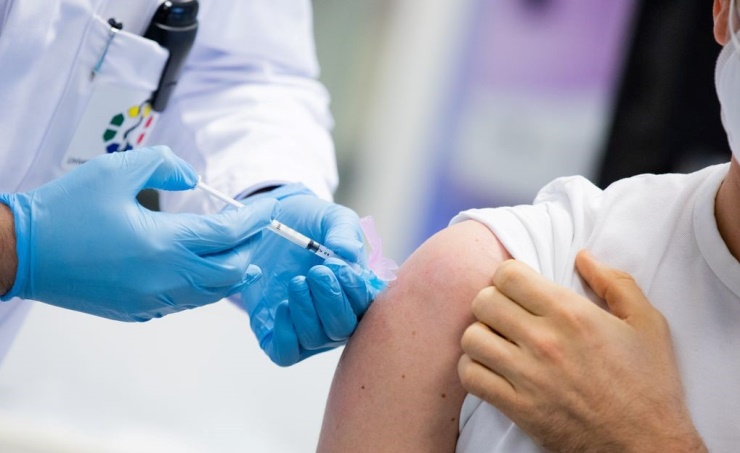 EU Commission wants 70% vaccination rate in bloc by summer