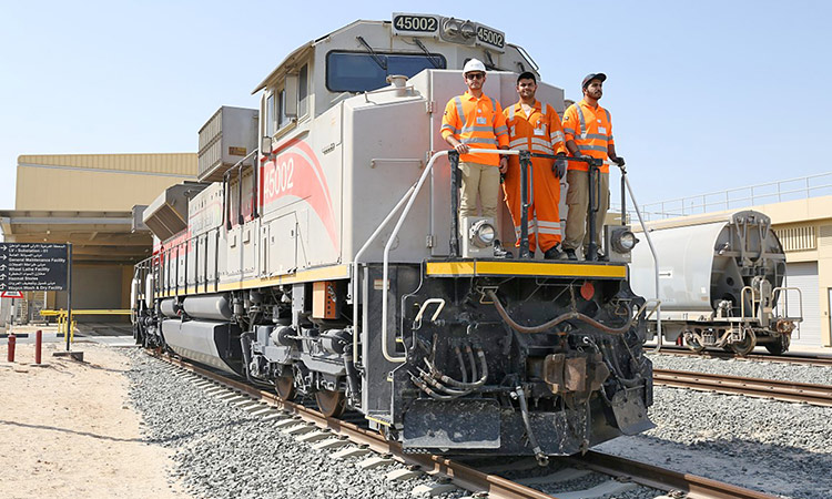 Etihad Rail, SAR sign deal for exchange of services, training