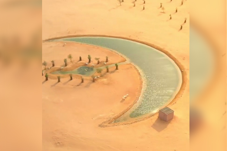 After Love Lake, now crescent-shaped lake appears in Dubai desert