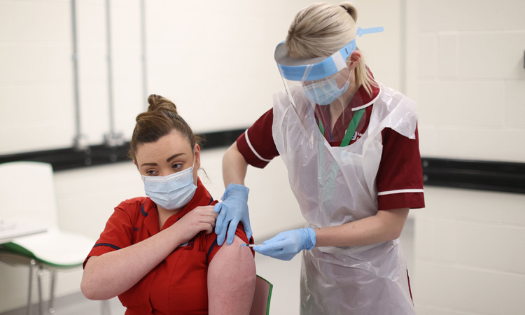 UAE tops the world in COVID-19 vaccination rate