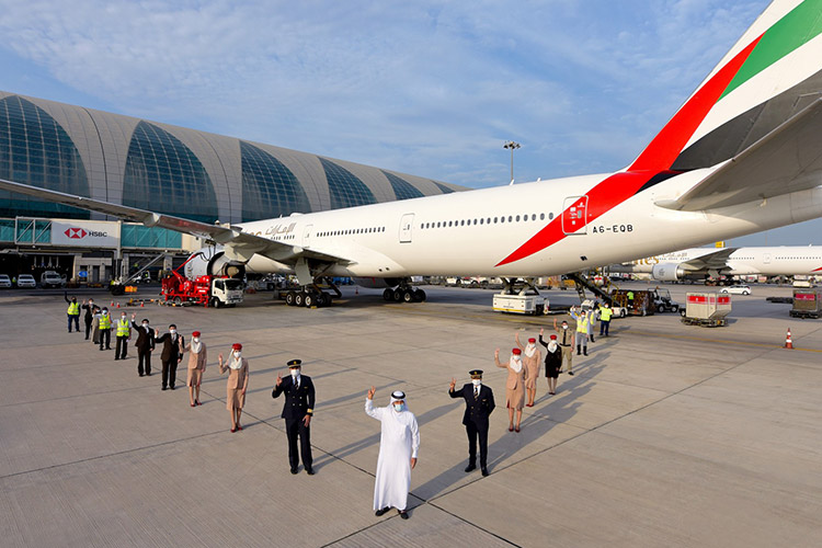 Sheikh Mohammed praises Emirates Airlines’ contribution to Dubai economic success