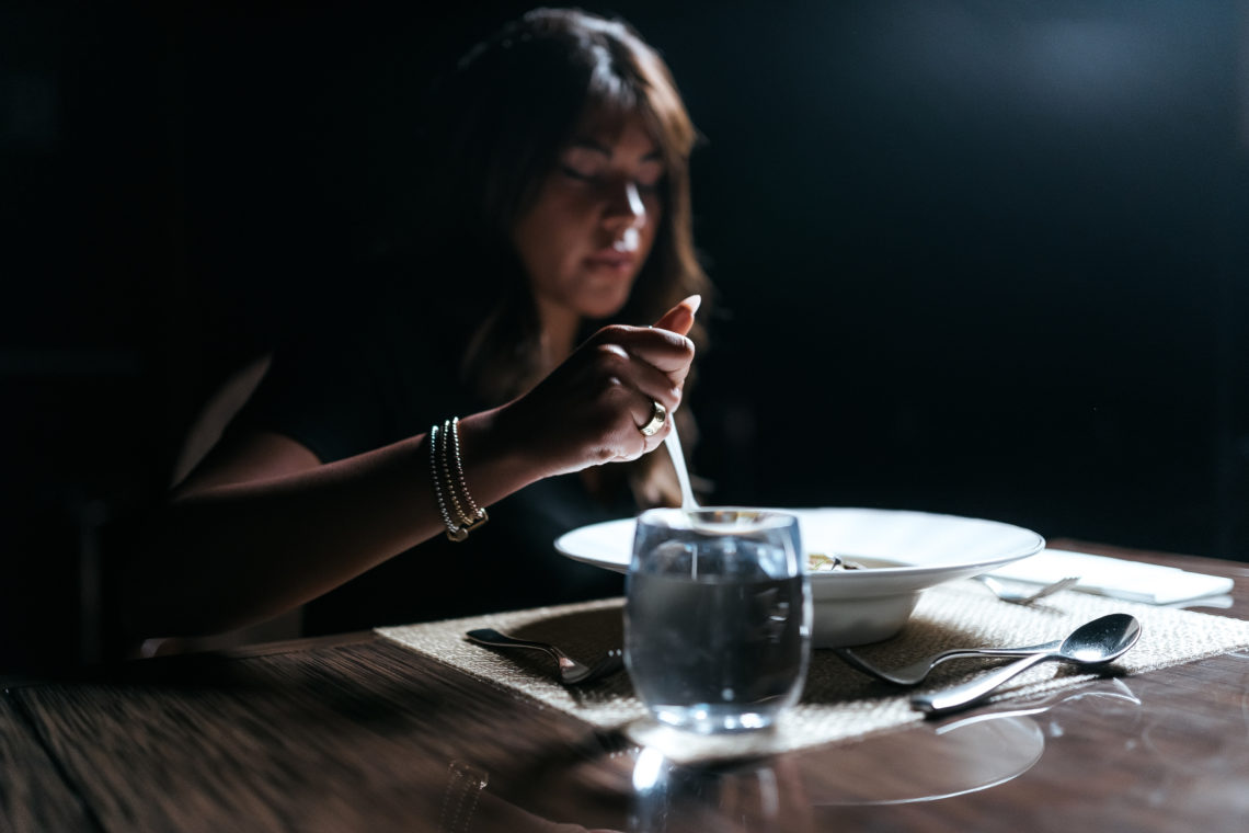 Bab Al Qasr Unveils: First dining-in-the-dark concept in Abu Dhabi