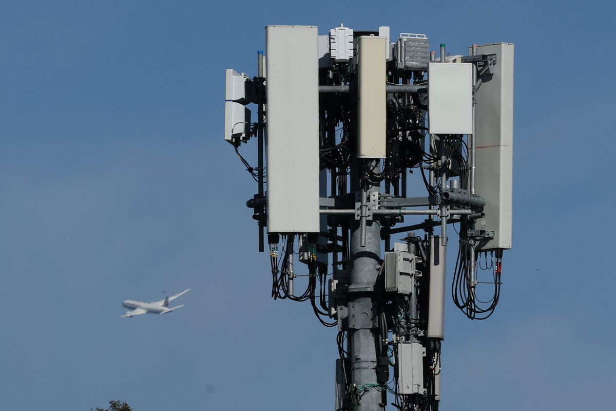 UAE says 5G does not disrupt air navigation