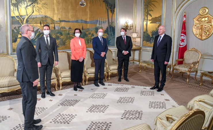 Tunisian president dissolves parliament