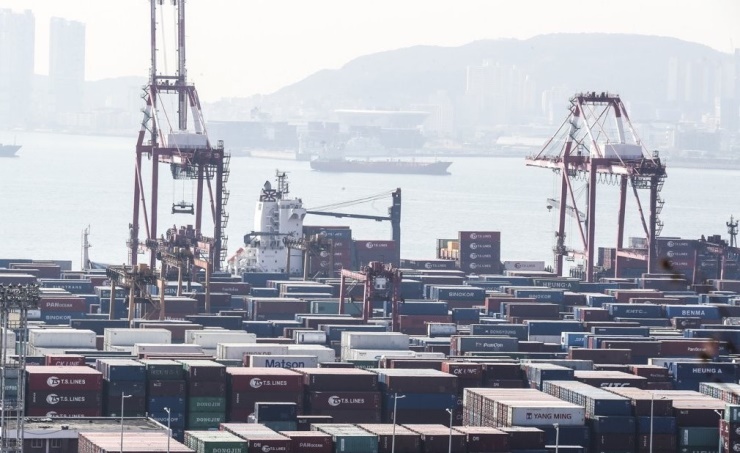 South Korea’s production, consumption fall in January