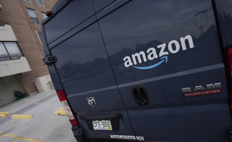 Amazon adds 5% ‘fuel and inflation surcharge’ to seller fees