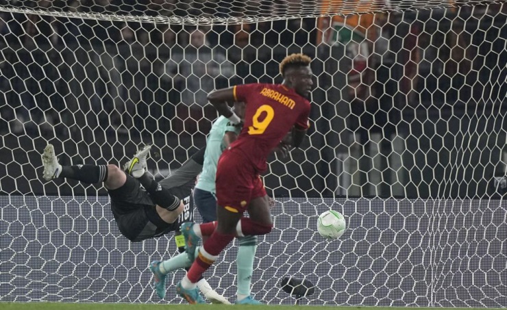 The Final One: Mourinho leads Roma to his 5th European final