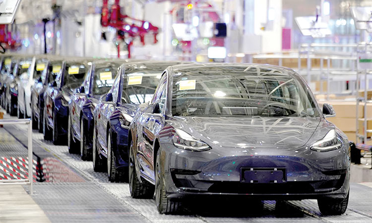 Tesla targets pre-lockdown output