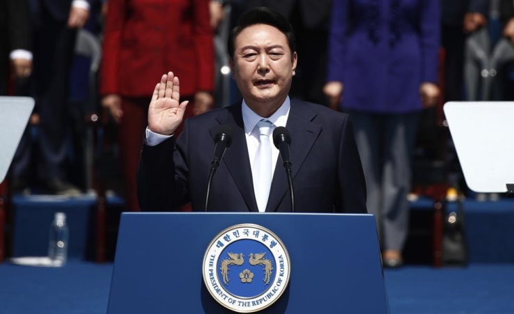 South Korea’s Yoon takes oath, offers to revive North Korea economy with ‘audacious plan’