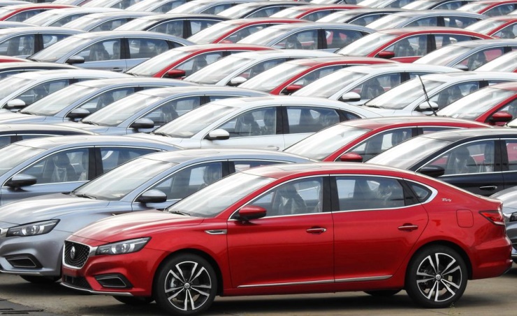 Chinese autos group estimates sales skidded 48% lower in April