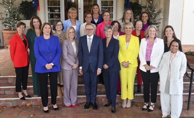 New Australian government includes record 13 women ministers