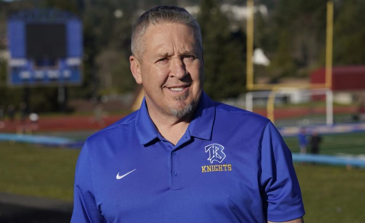 Supreme Court backs coach in praying on field after games