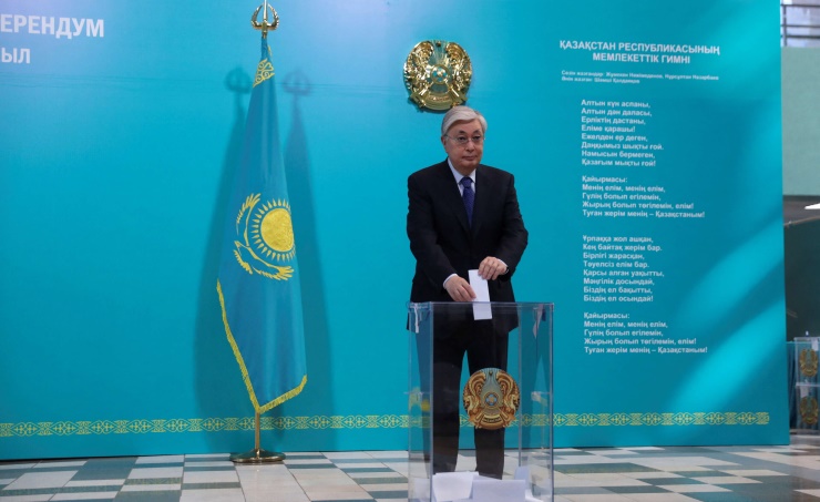 Kazakhstan: Voters cast ballots in referendum on constitutional reform