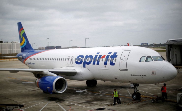 JetBlue sweetens offer for Spirit to fend off Frontier bid