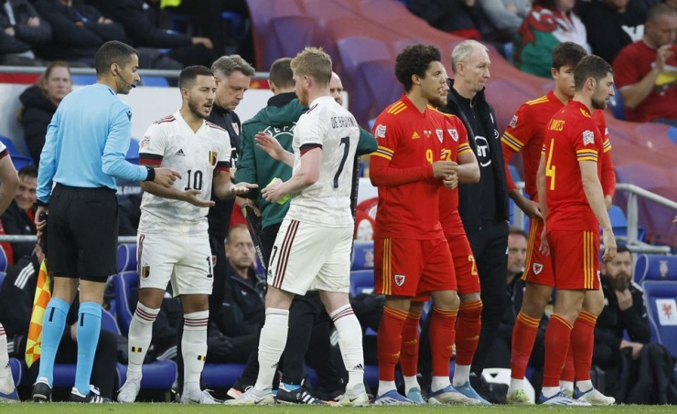 Football: Use of five substitutes to be written into Laws of the Game