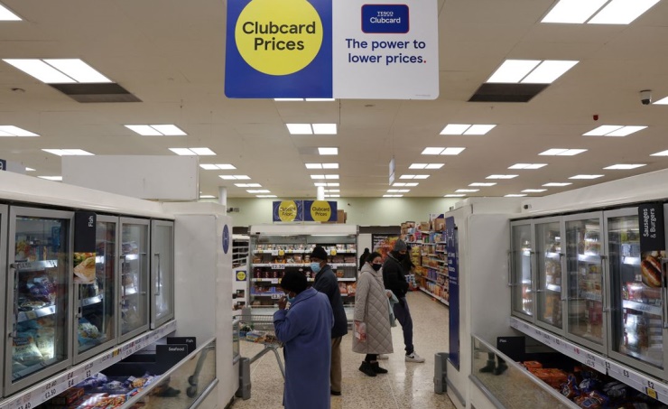Britons switch to own-label, value ranges to fight inflation