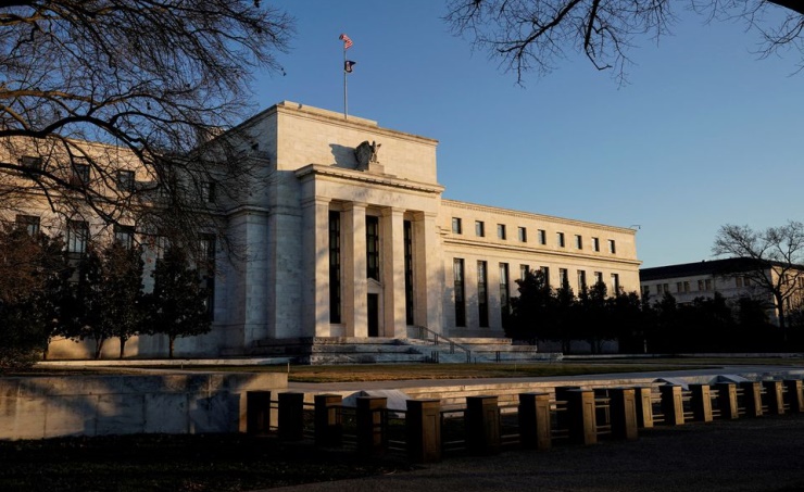 U.S. recession fears darken outlook for Japan, global factories