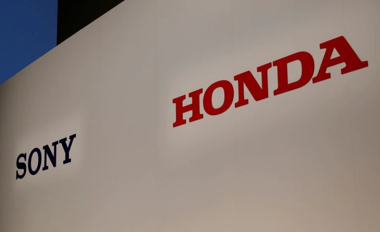 Sony, Honda sign JV to sell electric cars by 2025