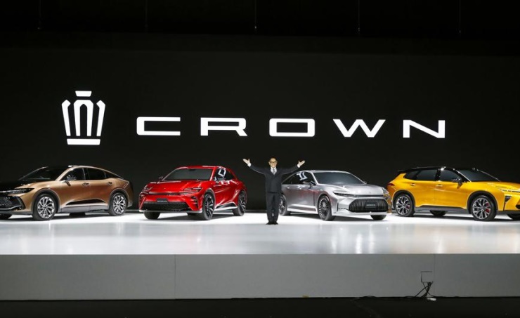 Toyota’s Japan flagship Crown car to debut on global markets