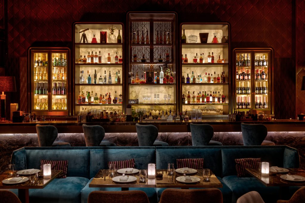 Roberto’s Welcomes A Stravagante New Chapter, ‘Bar Scala’