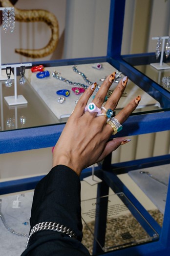 Poison Drop Takes Center Stage at Dubai Design District with Exquisite Jewelry Trends