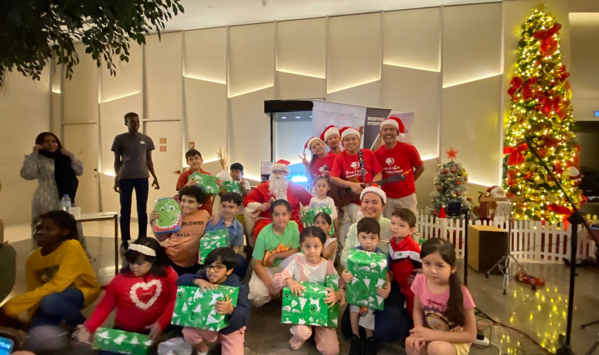 DoubleTree by Hilton Sharjah Waterfront Hotel & Residences Illuminate the Holiday Season with Christmas Tree Lighting