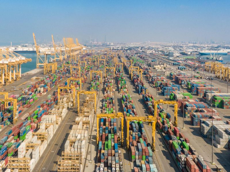 Dubai Trade Beats 300 Million Transactions