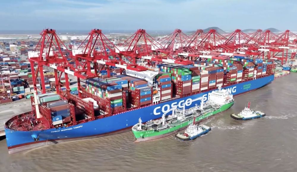 Shanghai Port Delivers First Full-Chain Green Methanol Bunkering to Dual-Fuel Vessel