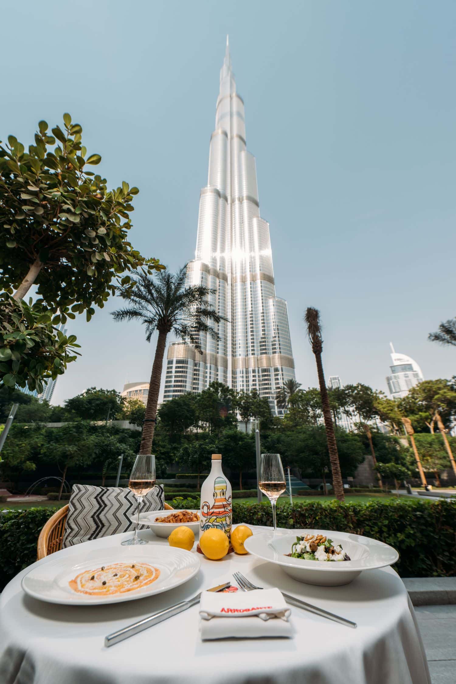 Arrogante Introduces Pranzo Con Rosé — a Chic Business Lunch With Italian Flair