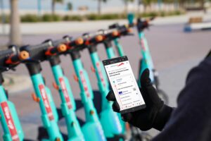 Dubai RTA Activates E-Scooter Permit Application Service
