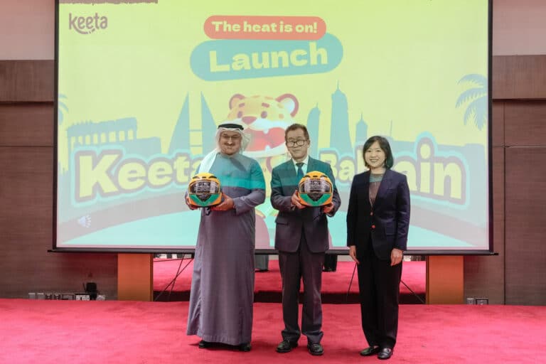 His Excellency Mr. Abdulla bin Adel Fakhro, Minister of Industry and Commerce, His Excellency Ni Ruchi - Ambassador of the People's Republic of China to the Kingdom of Bahrain, Ashley Wang, General Manager of Keeta